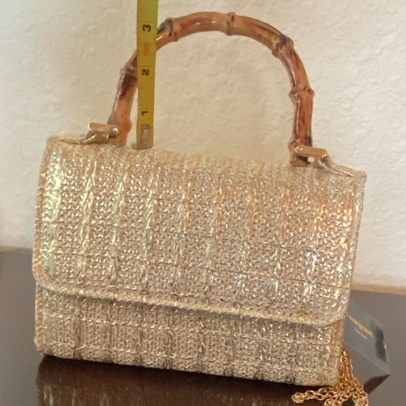 Fabulous D’margeaux New York Crossbody/Tote Gold Convertible Bamboo handles NWT - Picture 4 of 16